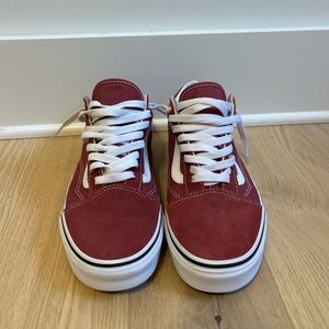 Old Skool Burgundy Vans, lightly worn, Size 8 mens, size 9.5 womens